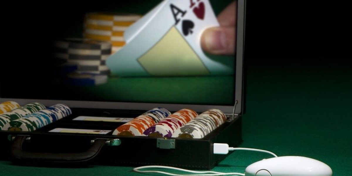 Unmasking the Secrets of Online Baccarat: Master the Game with a Wink and a Smile!