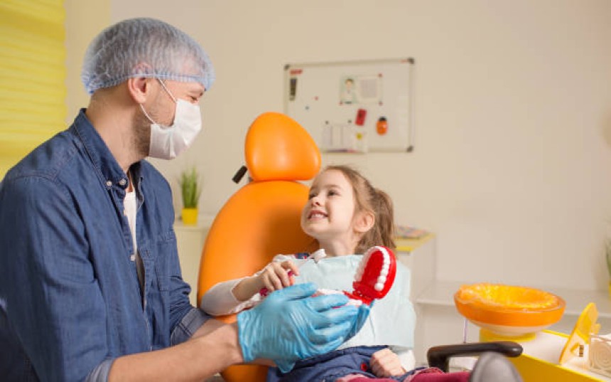 Blogs - Bang Box online - Benefits of Choosing a Pediatric Dentist for Your Child