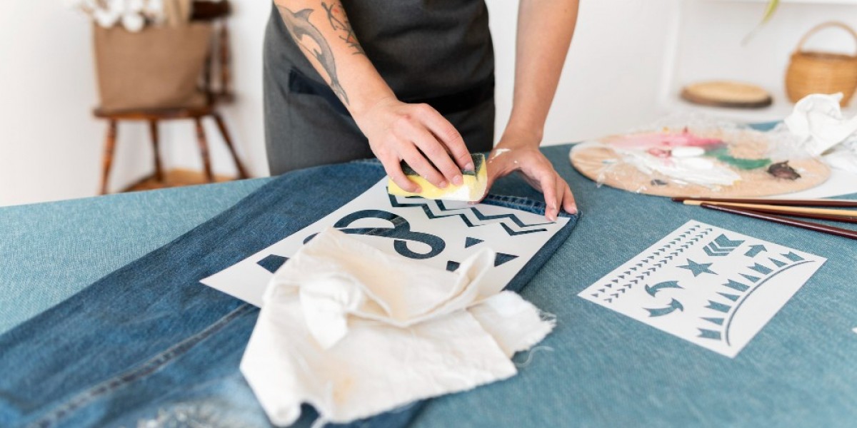 Custom Apparel Printing in Marysville: A Creative Solution for Personalized Clothing