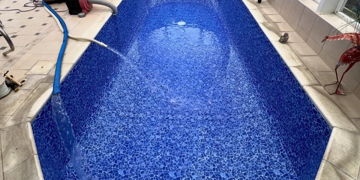 Trusted Pool Maintenance Company in Gerrards Cross