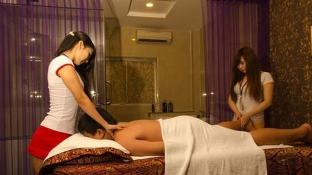 Welcome to BLUESPA, a Female to Male body Massage Spa, A place to relax and revitalize