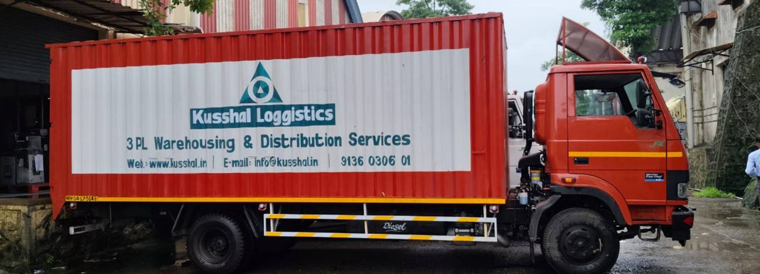 Warehouse vs. Fulfillment Center: Choosing the Best for Your Business