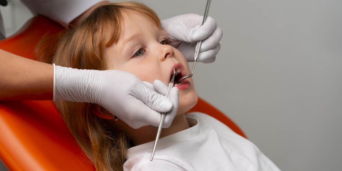 Pediatric Dentist Woodbridge: When Should Your Child First Visit the Dentist?