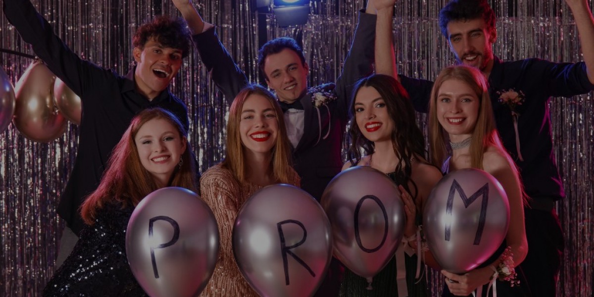 Prom Limo Service – Make Your Night Special with Signature Limo