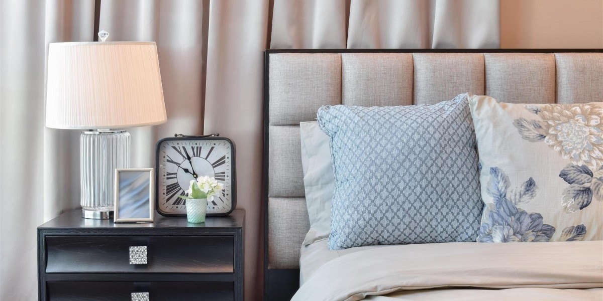 How to Design a Cozy Bedroom with the Right Furniture Set