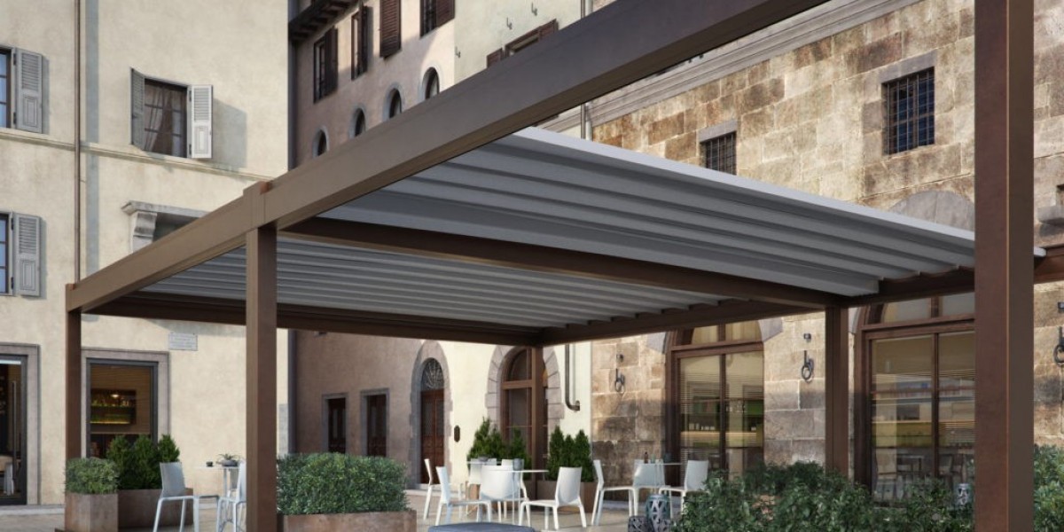Transform Outdoor Spaces with Smart Roof’s Innovative Pergola Solutions