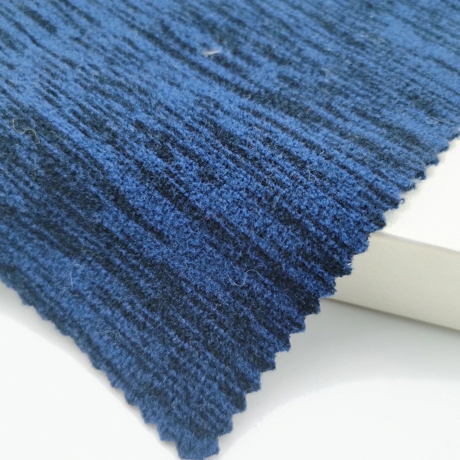 Vibrant and Durable Microfiber Cationic Polar Fleece for Comfort and Style