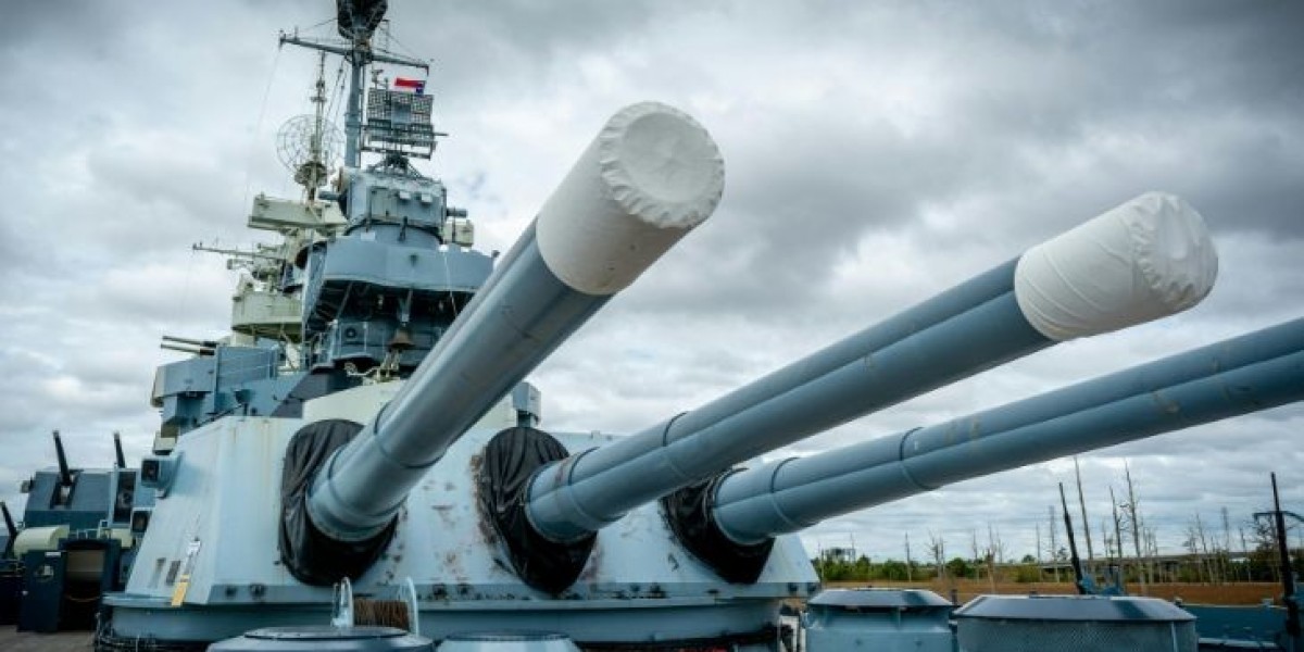 Global Naval Vessels Market: Navigating Demand, Innovation, and Growth