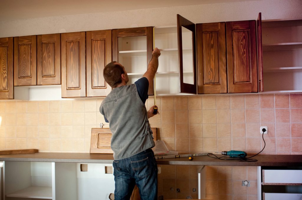 Kitchen Makeover Guide: Should You Start with Cabinets or Countertops?