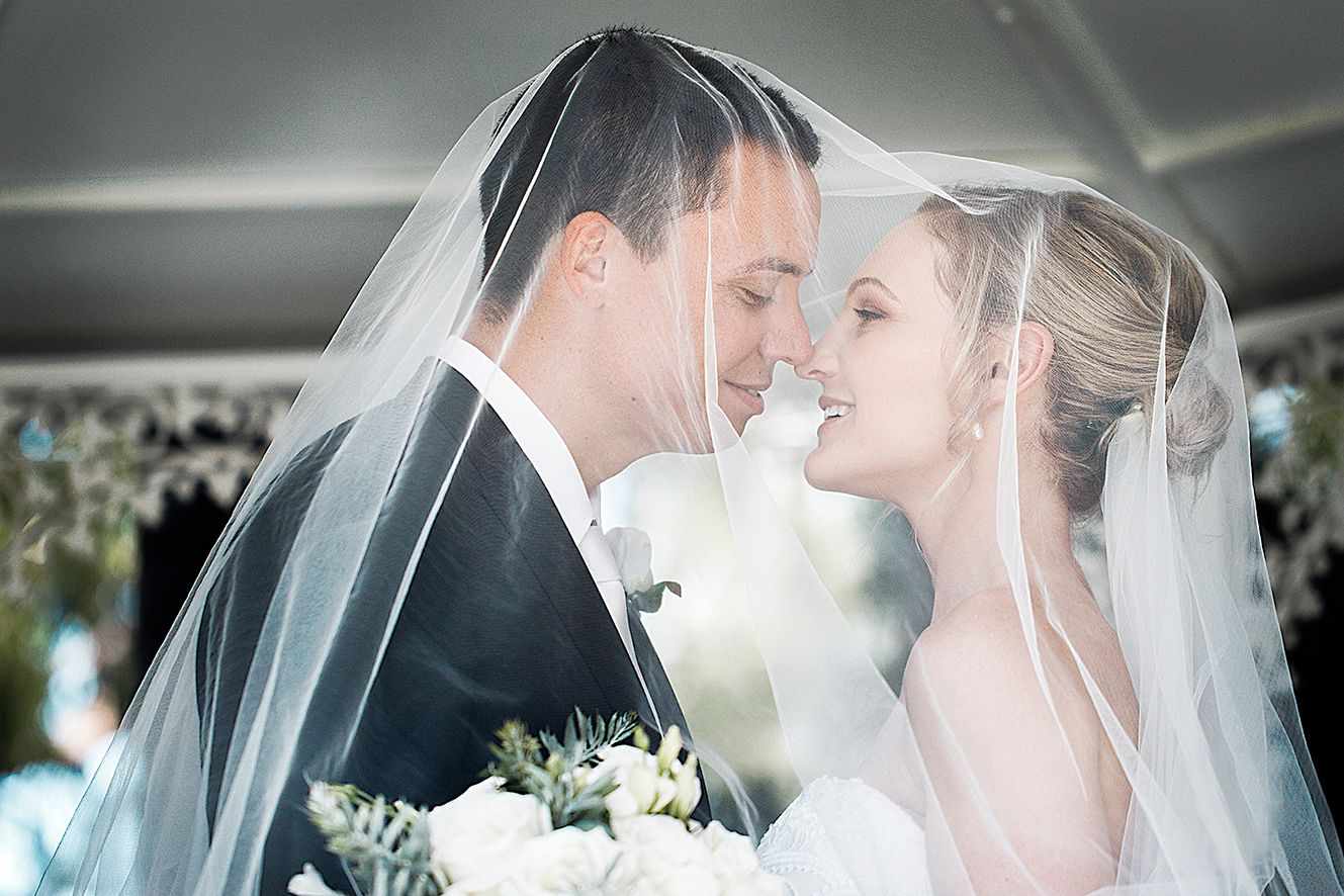 How to Choose the Right Wedding Photo–Video Team