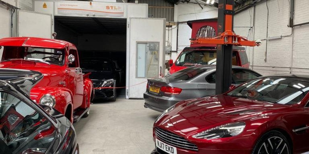 Top-Quality Scuff Repairs in Beaconsfield by Auto Medics