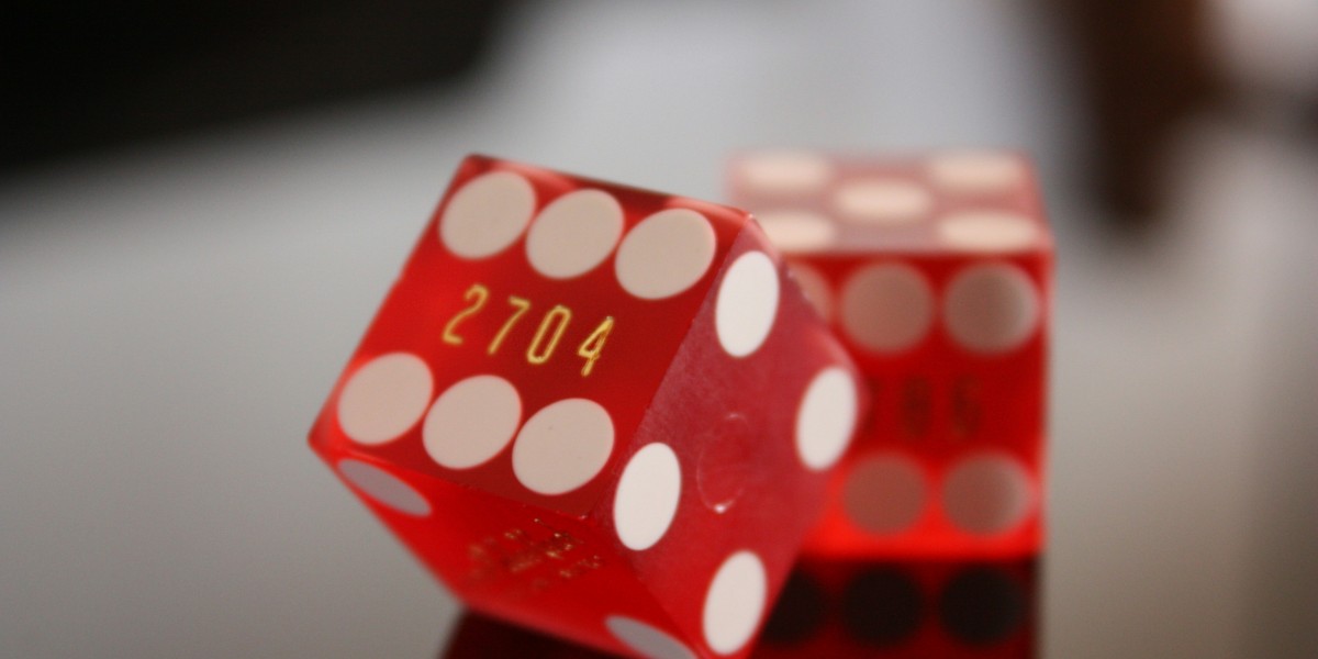 Pag-unawa sa Mekanika ng mga Progressive Jackpot Slot: Paano Palakihin ang Iyong Tsansa na Manalo nang Malaki sa mga Onl