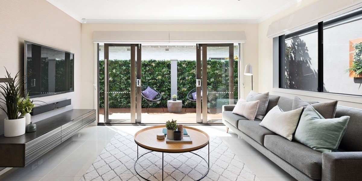 How to Hide an AC Unit With Artificial Plants