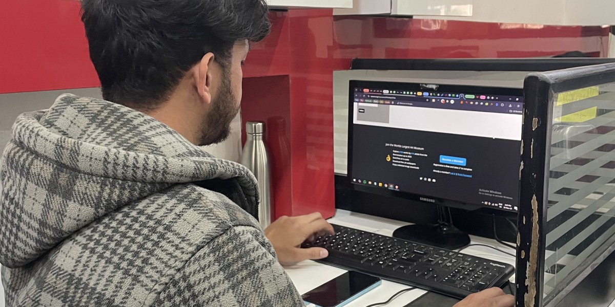 Why Saar Asia Is a Leading Graphic Designing Company in Dehradun