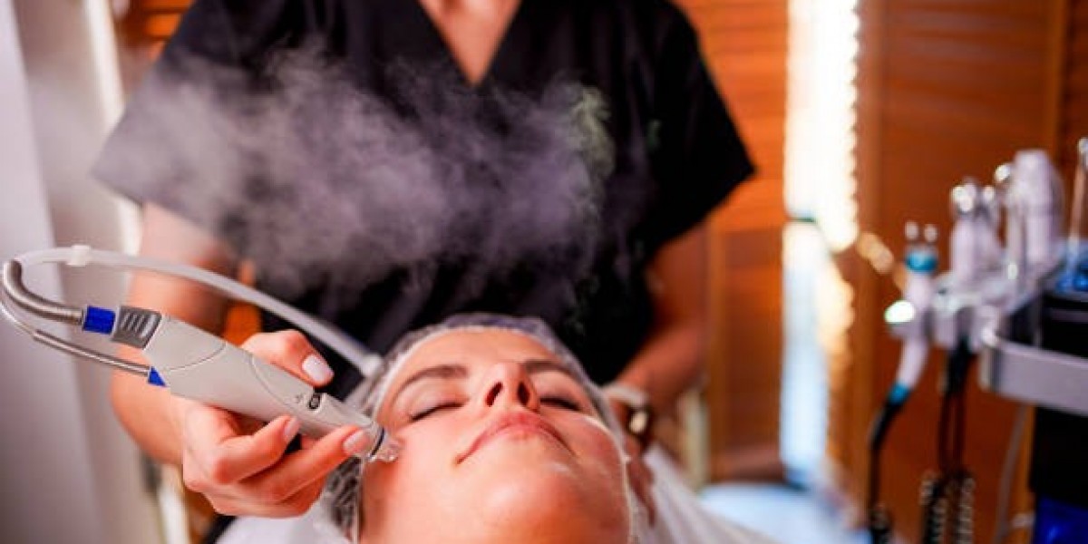 HydraFacial: Ideal for Pre-Event Skin Refreshment