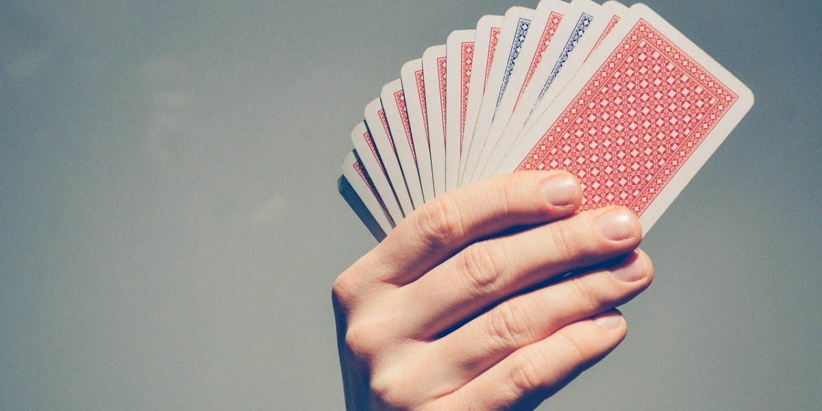 La evolución de las criptomonedas en el sector de los casinos en línea: tendencias y regulación en 2025