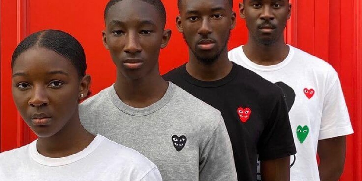 Comme des Garcons Singapore: The Epitome of Avant-Garde Fashion