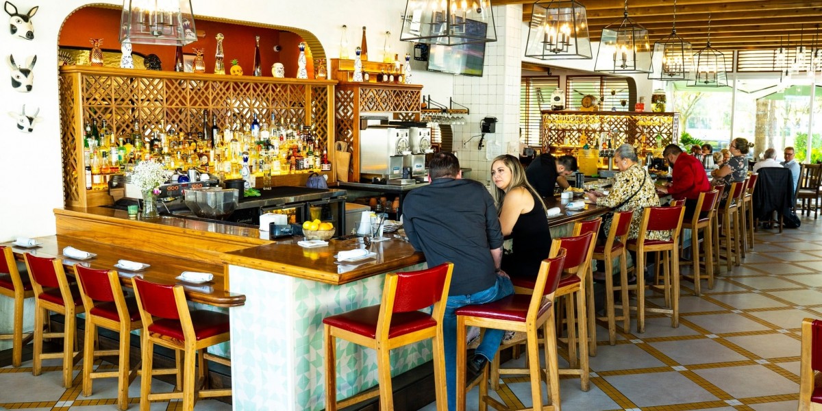 Valentine’s Day Celebration and Chinese Food Lunch on Dobson Rd for a Relaxed Romantic Experience