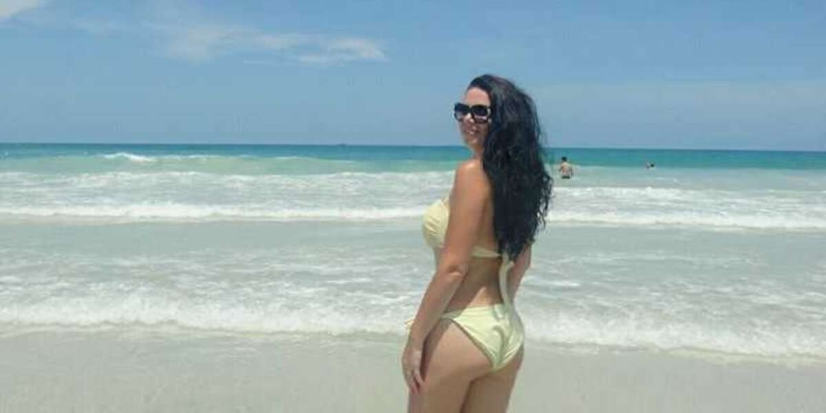 Examine the Hottest & Most Voluptuous Goa Escorts with Us