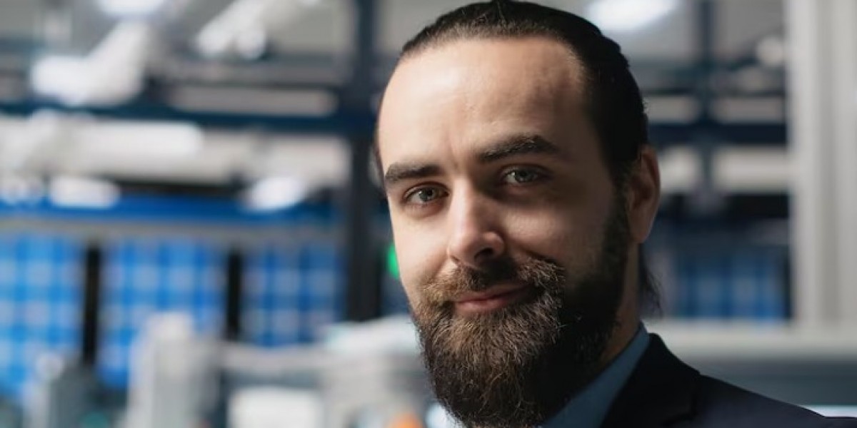 Headshots For Professionals: Why Image Matters More Than Ever