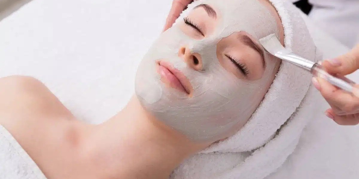 Why Chemical Peels Remain a Top Dermatology Treatment