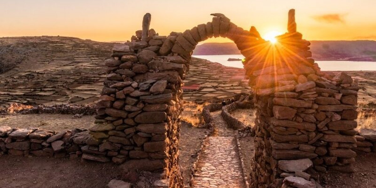 Travel to Lake Titicaca with Local Expert Guides